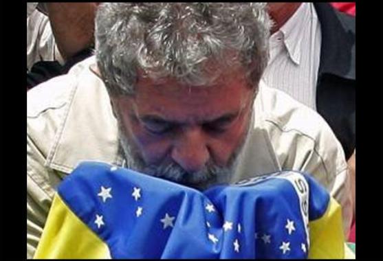 BeijoLulaBandeira
