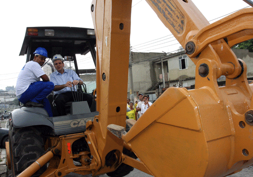 Eduardo_Paes_Beth_Santos_Divulgacao