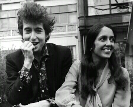 bob-dylan-and-joan-baez-