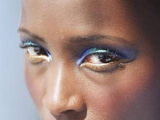 maquiagem-sombra-negras