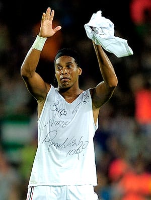 ronaldinhogaucho_barcelona_afp_3