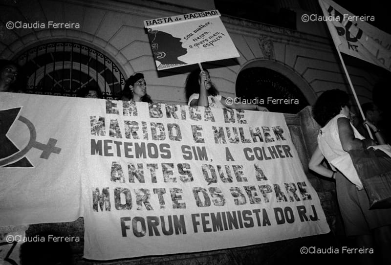 mulheres_em_moviemnto