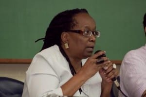 pqdebate_cotas1-300x200