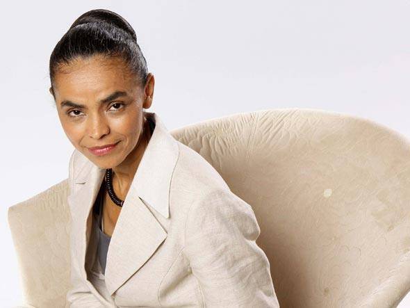 marina-silva-sentada