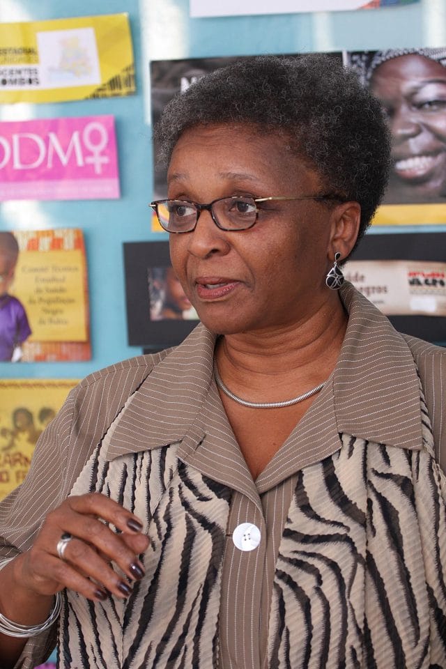 luiza bairros estatuto