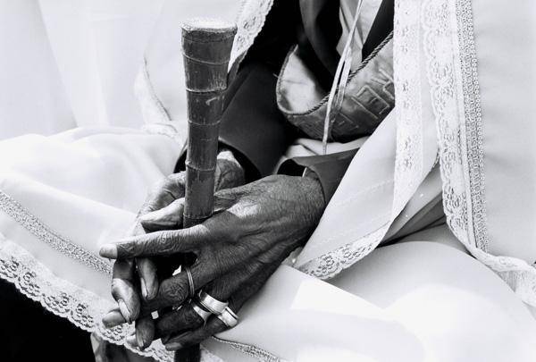 as maos do rei do congado mineiro