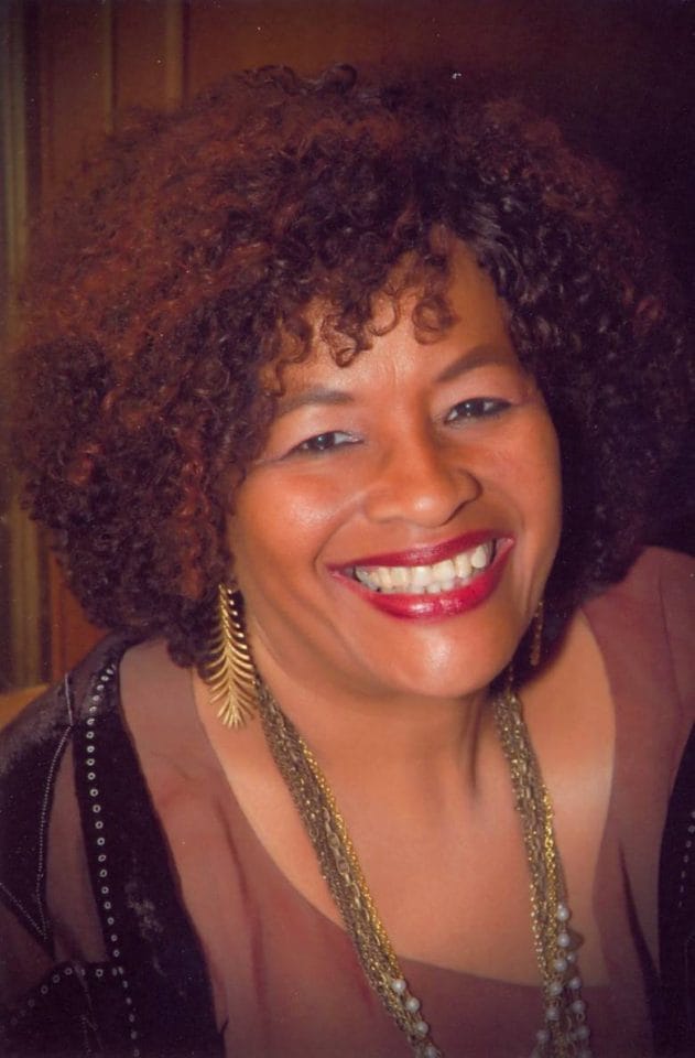 escritora Lia Vieira