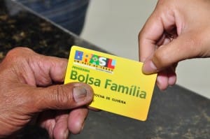 bolsa-familia-1-300x199