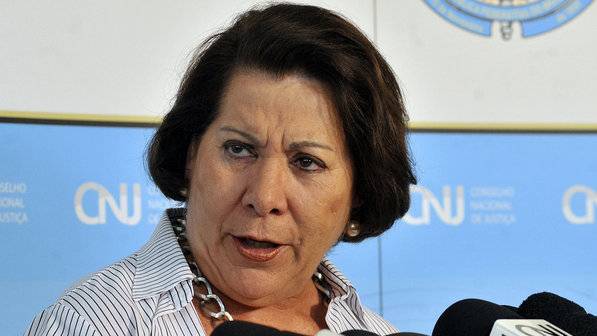 eliana-calmon-20110812-02-size-598