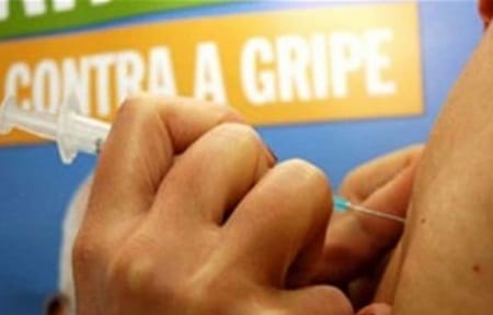 vacinacao-contra-gripe-e-suina-2012