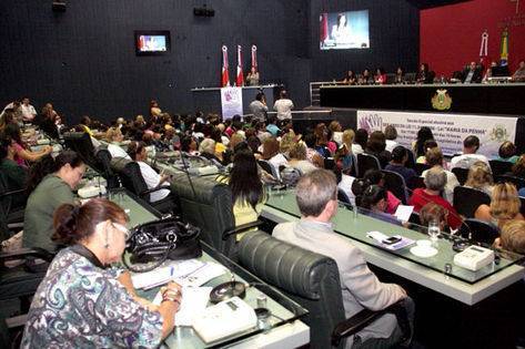 Sessao-contou-participacao-cerca-pessoas
