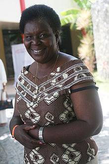 Paulina Chiziane by Otávio de Souza