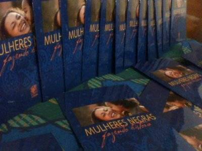 mulheres negras fazendo futuro