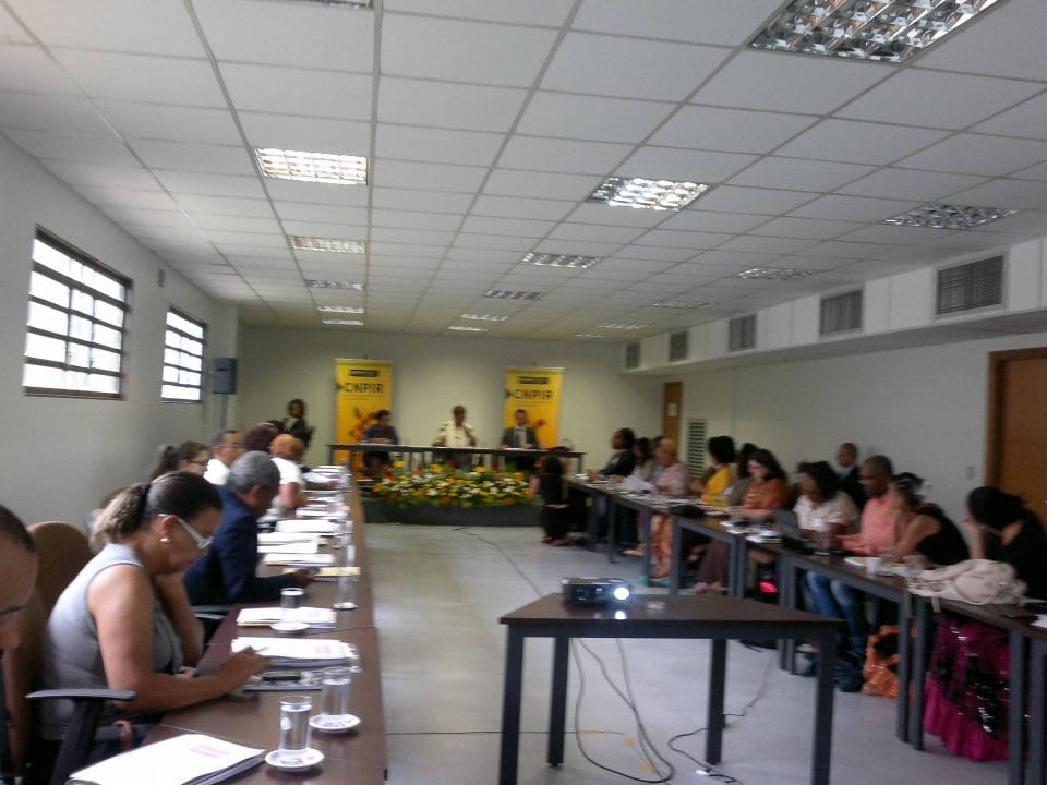 mocao de repudio 025