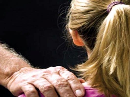 pastor-abusa-crianca