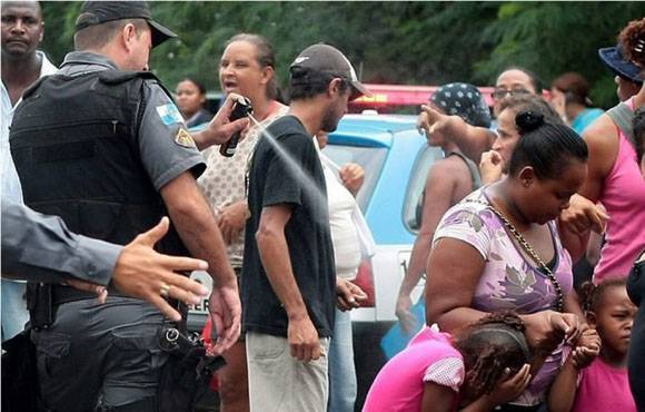 Foto ilustrativa de violencia policial violencia-contra-ninos-5