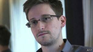 snowden guardian 304x171 afp