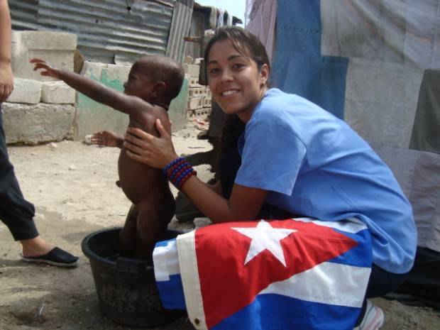 Médica brasileira, formada em Cuba: Brasil é “medicalocêntrico”