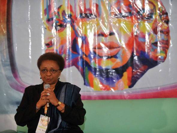 size 590 ABr220713 DSC0066