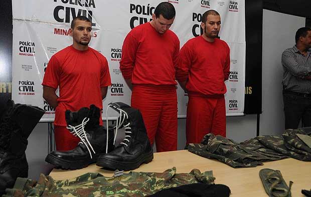 20131015143813259015i