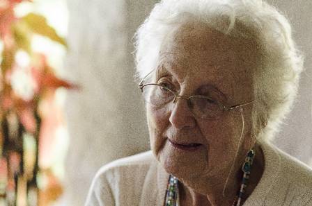 Candomblé à francesa: Gisele Cossard, a mãe de santo Omindarewá, abandonou tudo para viver para a religiâo