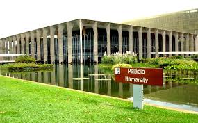 Ex-bolsistas defendem cotas para negros na carreira diplomática