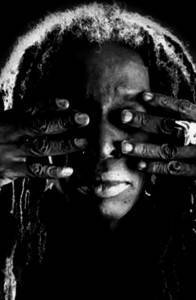 itamar assump o2-196x300