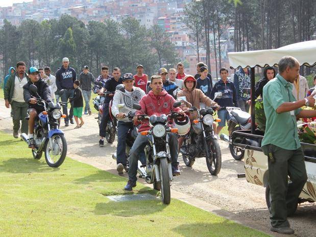 jovem morto pelo policial