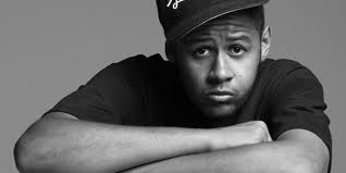 ‘Vou enfrentar o racismo até morrer’, diz o rapper Emicida