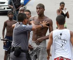 Ser branco em uma sociedade racista