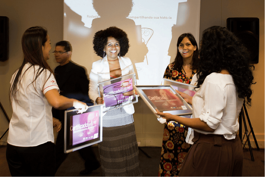 Chris-Oliveira-mulher-negra-e-cia