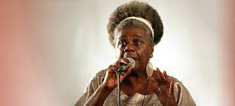 'O negro tem pouca expressão como autor e personagem na literatura'