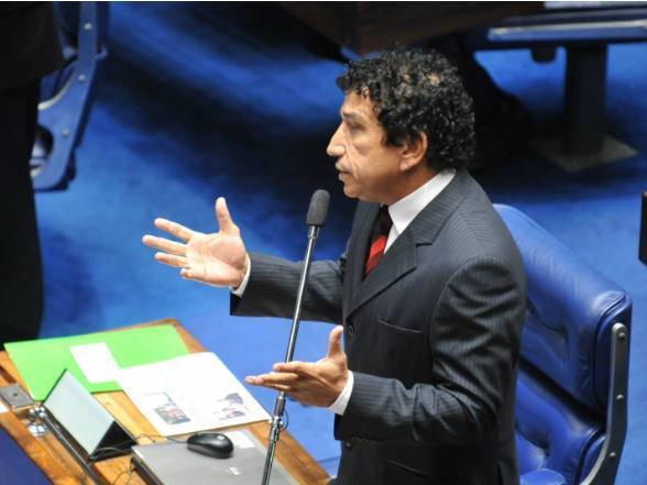 Magno Malta líder do PR no Senado