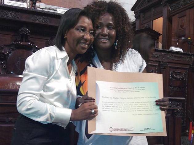 Personalidades do Movimento Negro são homenageadas na ALERJ