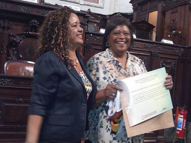 Personalidades do Movimento Negro são homenageadas na ALERJ