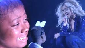 Beyoncé realiza sonho de menina de 12 anos com câncer terminal; veja vídeo