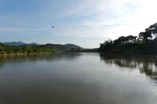 Trabalho semi escravo, prostituição infantil, confrontos: a guerra no Vale do Ribeira contra uma hidrelétrica