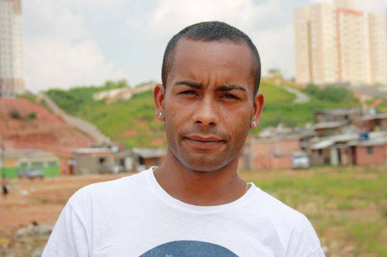 Os negros levantam a voz