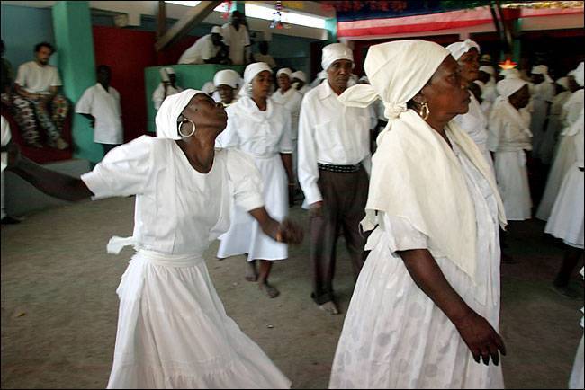 haiti_ceremonia-vudu_