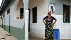 celular_banheiro_onu2