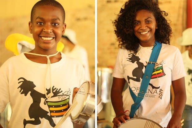 Patrick Santos e Taiane Gomes são alunos da escola de percussão criada pelo angolano Abel Dueré Foto: Bia Bergallo / Divulgação