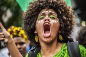 SP - ABORTO LEGAL/CCJ/CUNHA/PROTESTO - GERAL - Mulheres que são contra o Projeto de Lei 5.069, que dificulta o acesso ao aborto legal às vítimas de estupro, realizam o segundo ato contra a proposta de autoria do presidente da Câmara, Eduardo Cunha (PMDB- RJ), nesta quinta-feira, 12. O ato começou no vão do Masp, na Avenida Paulista (foto). Ao menos 20 coletivos estão à frente da manifestação. 11/11/2015 - Foto: CRIS FAGA/FOX PRESS PHOTO/ESTADÃO CONTEÚDO