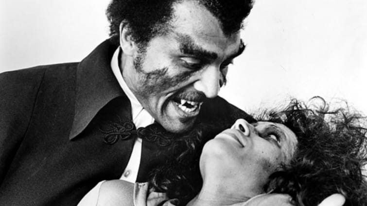 Blacula-1972-still-910x512