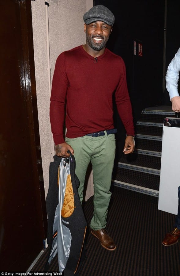 article-0-1CC3720500000578-593_634x970