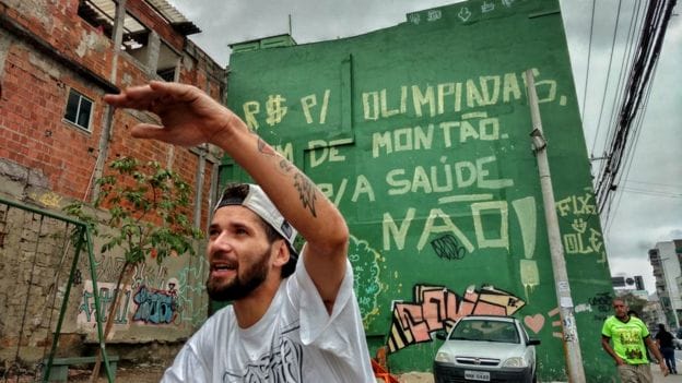 _90706324_74df0c00-1775-4a51-a02a-45ffeadfe6d7