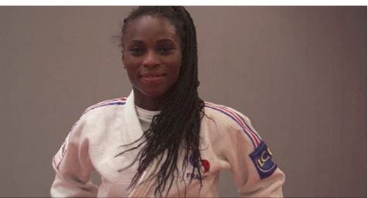 Priscilla Gneto cabelo