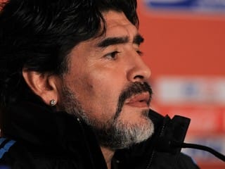 diego-maradona-2010