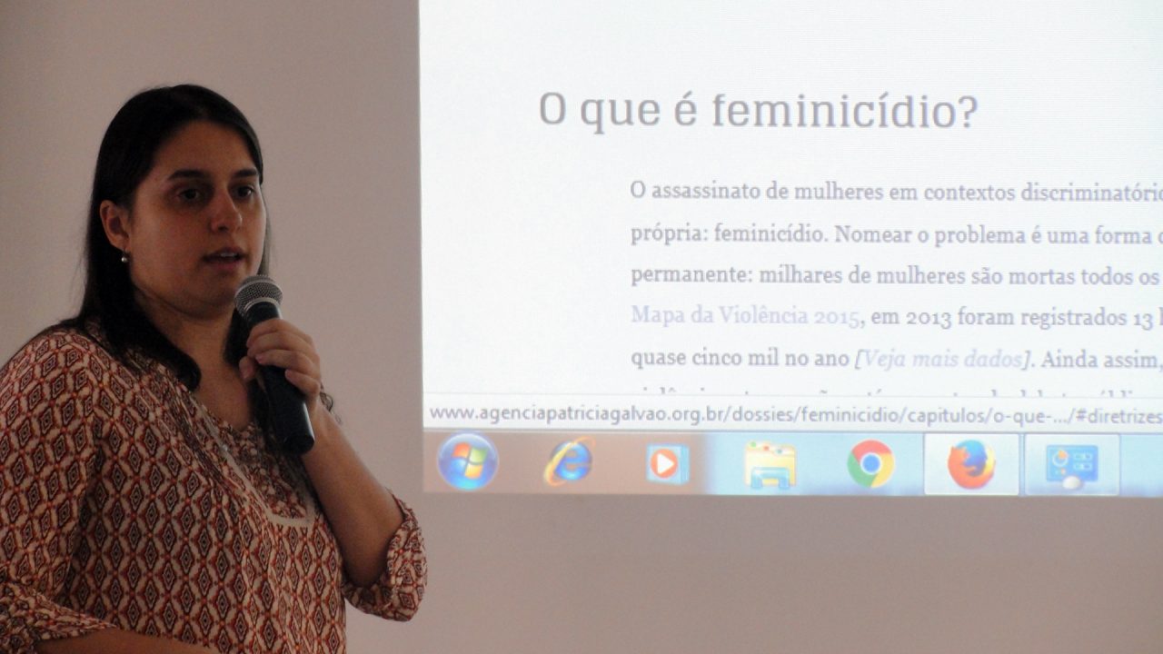 Débora aprofunda a discussão sobre dois temas que chamaram atenção na questão de gênero (Foto: Luciana Araujo/Agencia Patrícia Galvão)